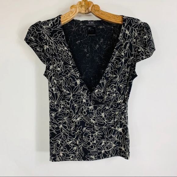 BCBG black White Floral Faux Wrap Top Small - Picture 5 of 11
